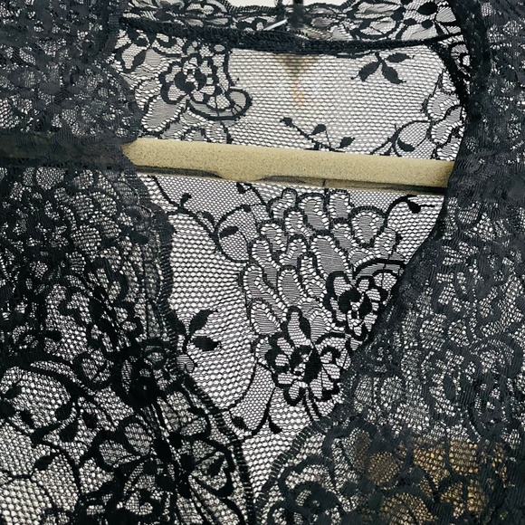 Top - Picture 2 of 3